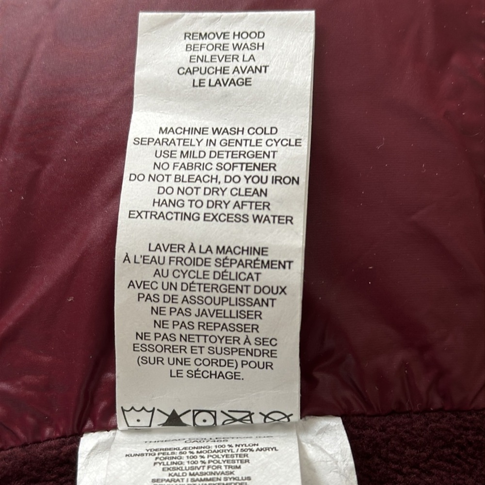 New Pajar Pup Zola dog jacket w/faux fur trimmed hood.  Size XXL. Color Merlot. - Picture 13 of 16